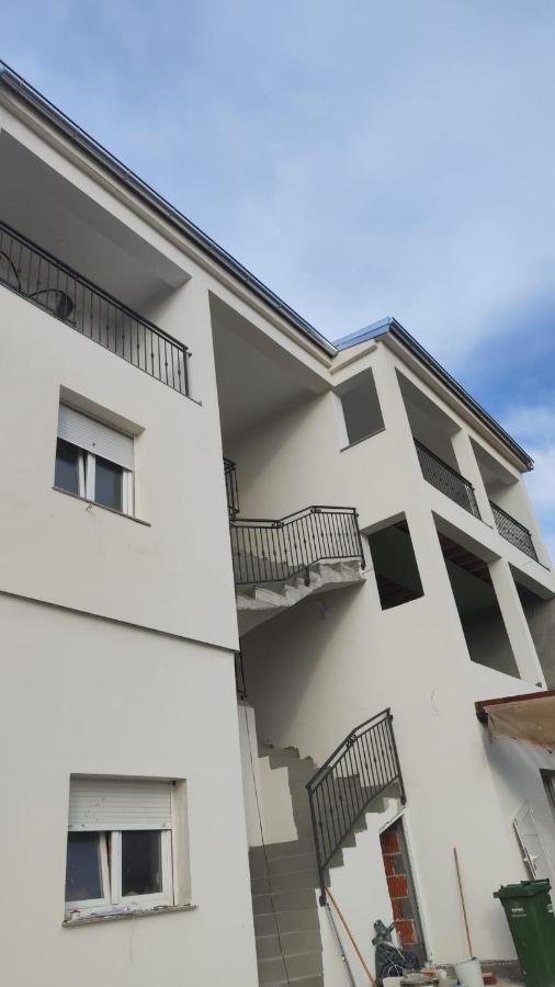 Apartments Horvat Bibinje Exterior foto