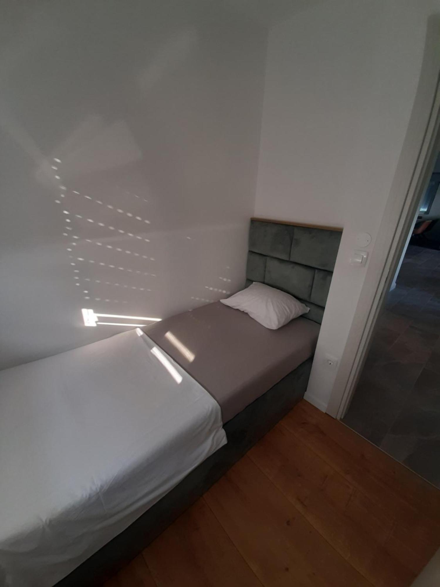 Apartments Horvat Bibinje Cameră foto